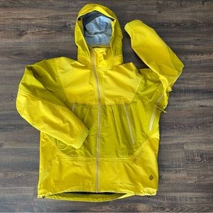 Arc’Teryx Gore-Tex Mens Ski Jacket yellow medium taped seams & zippers Canada